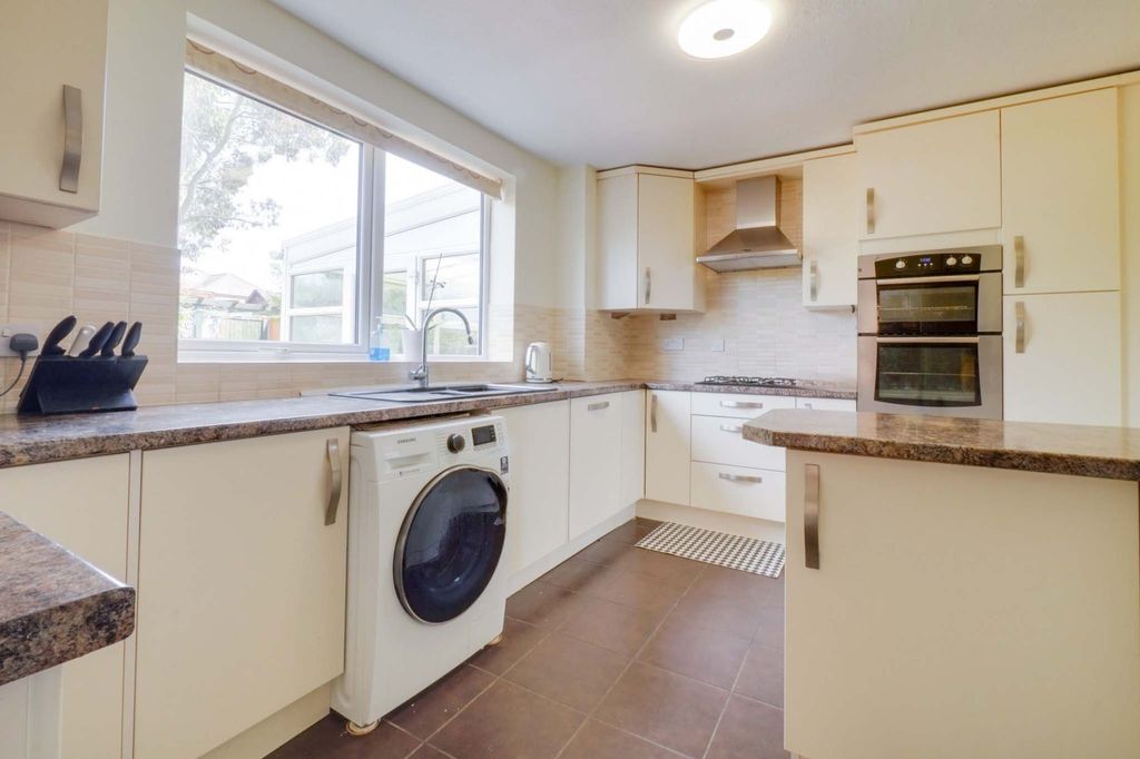 Additional image 10 of 4 bed detached house for saleSt. Wolstans Close, Wigston, Leicester LE18
