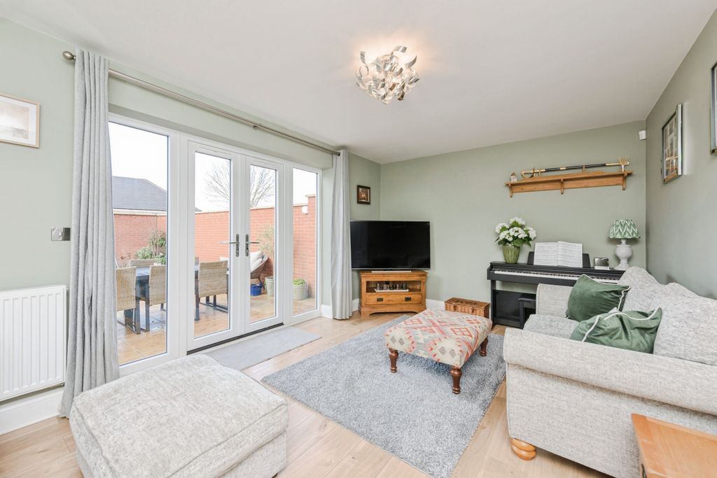 Additional image 5 of 3 bed end terrace house for saleManor Lane, Tamworth B79