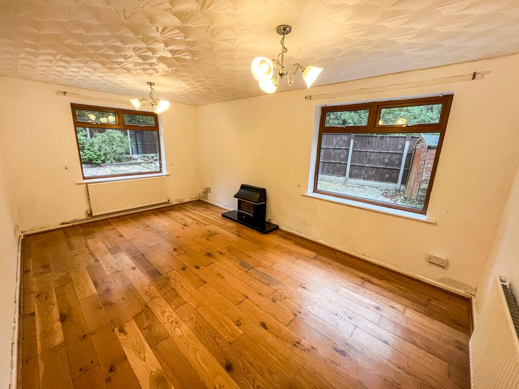 Additional image 11 of 4 bed semi-detached house for saleBlue Gates Road, Leicester, Leicestershire LE4