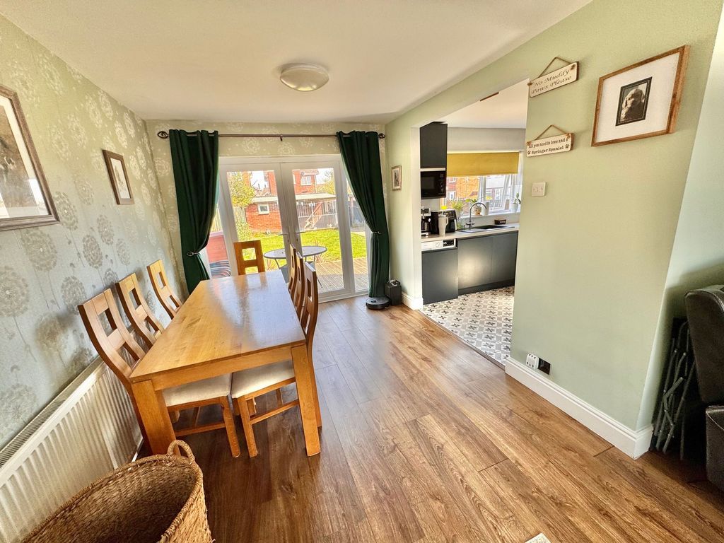 Additional image 6 of 3 bed semi-detached house for saleLaburnum Avenue, Newbold Verdon LE9