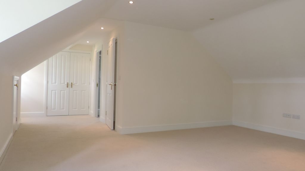 Additional image 9 of 5 bed detached house for saleNoray Close, Leicester, Leicestershire LE5
