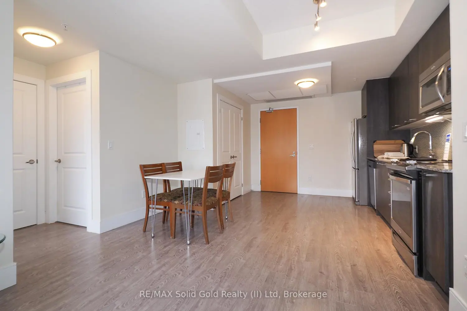 Additional image 10 of 155 St Leger Street 206