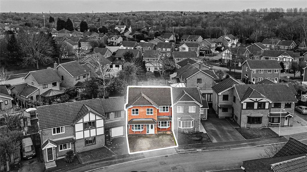 Additional image 34 of 4 bed semi-detached house for saleSuffolk Way, Tamworth, Staffordshire B78