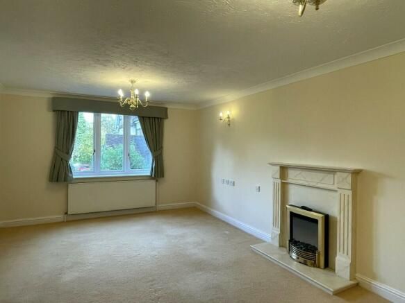 Additional image 5 of 2 bed flat for saleFour Oaks Road, Four Oaks, Sutton Coldfield B74