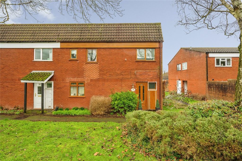 3 bed semi-detached house for saleCalder, Wilnecote, Tamworth, Staffordshire B77