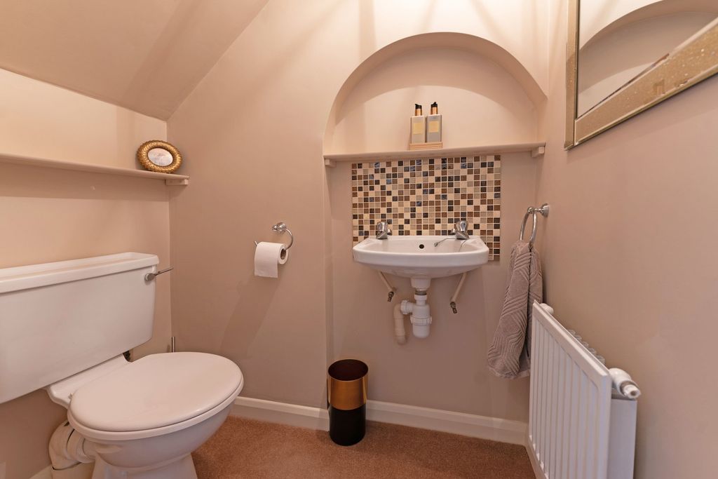 Additional image 10 of 4 bed detached house for saleSummers Way, Market Harborough, Leicestershire LE16