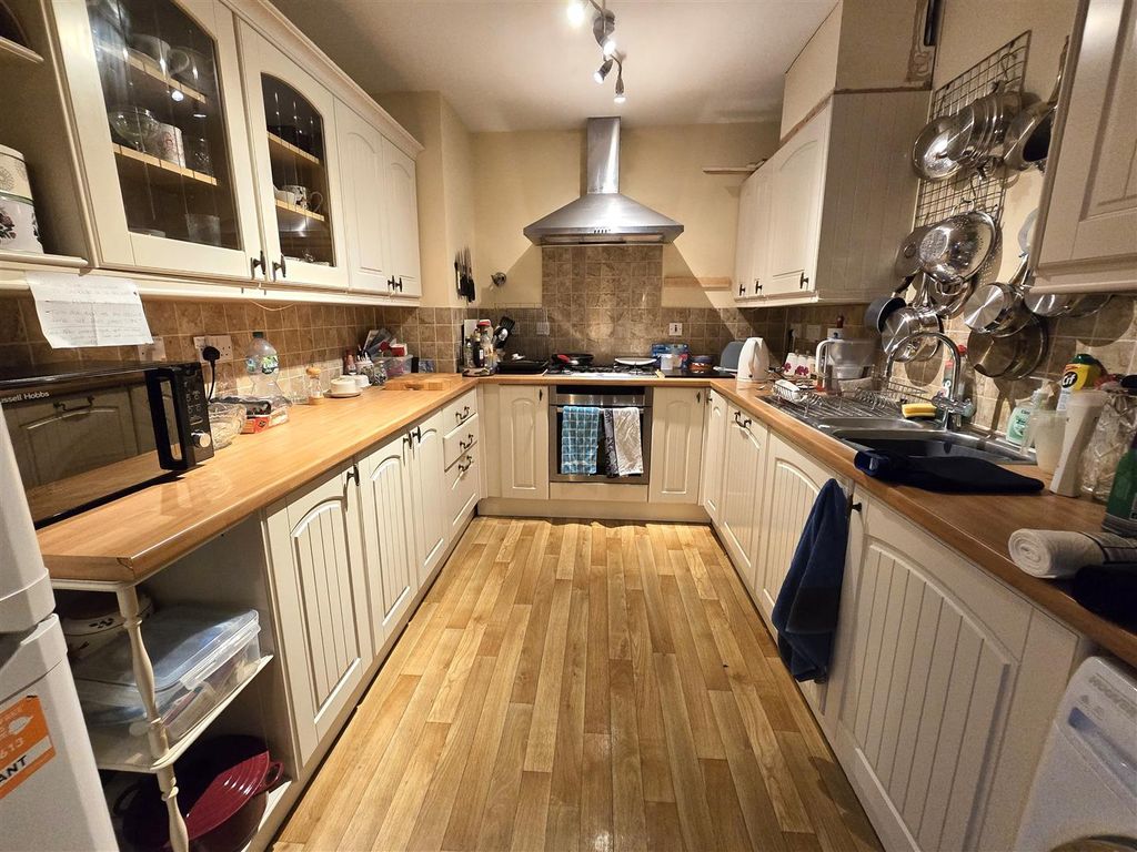 Additional image 4 of 2 bed semi-detached house for saleThe Causeway, Chippenham SN15