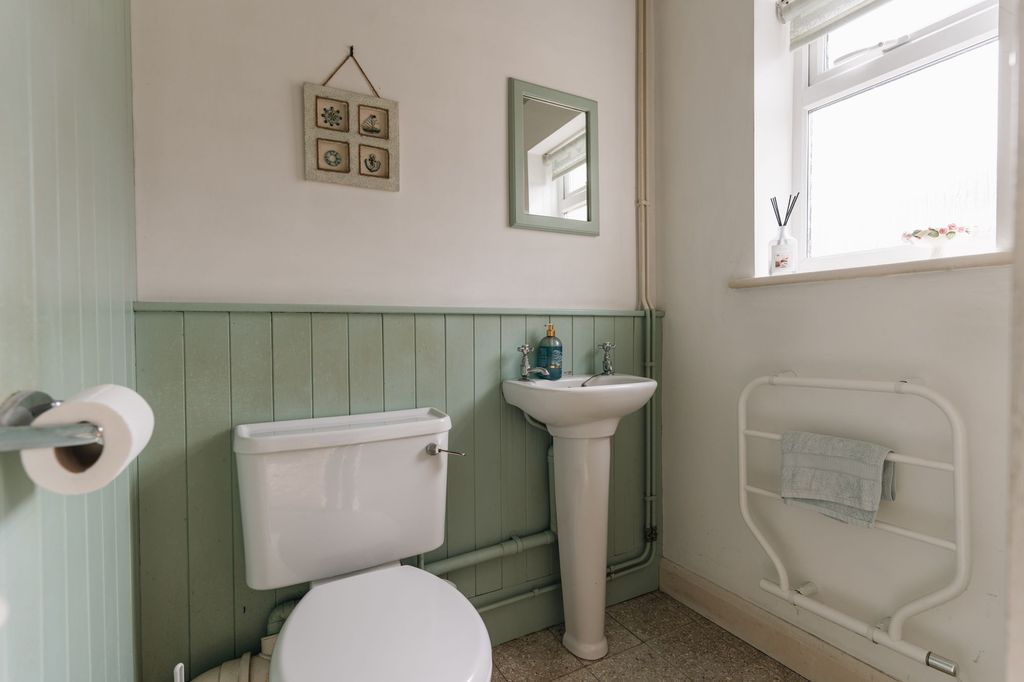 Additional image 11 of 3 bed detached house for saleSomerby Road, Thurnby LE7