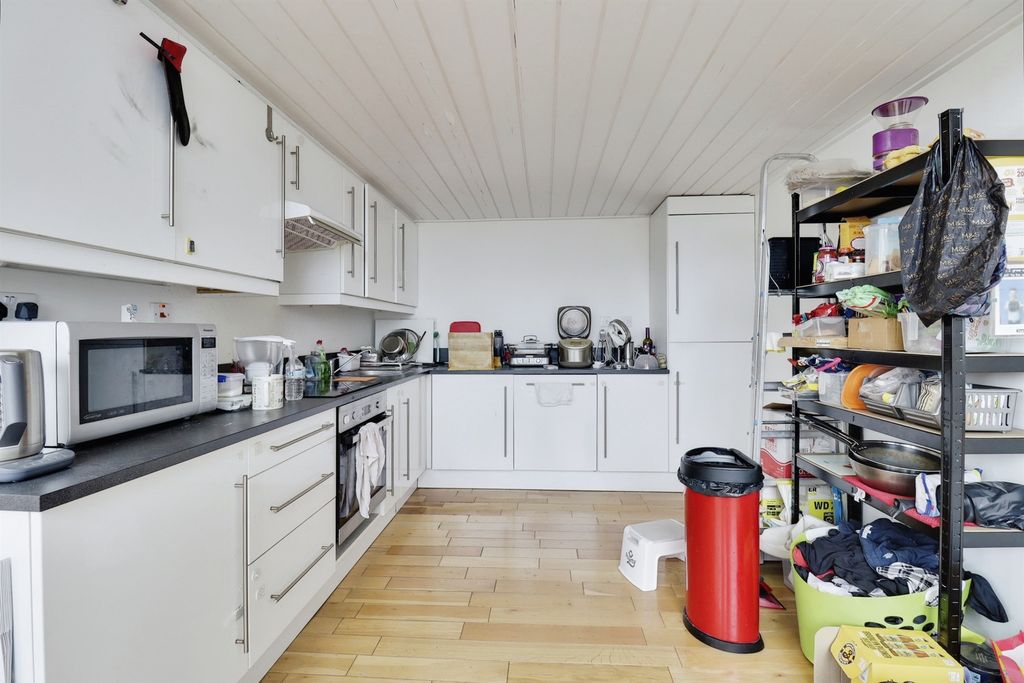Additional image 12 of 2 bed flat for saleLee Street, Leicester LE1