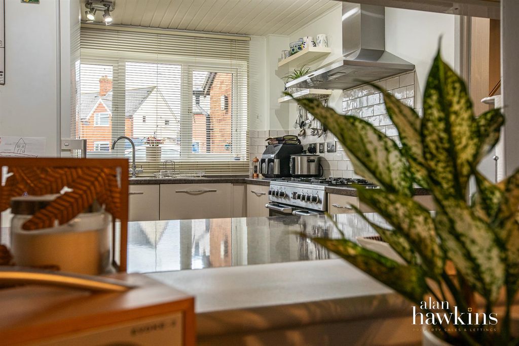 Additional image 5 of 4 bed detached house for saleNew Road, Royal Wootton Bassett SN4