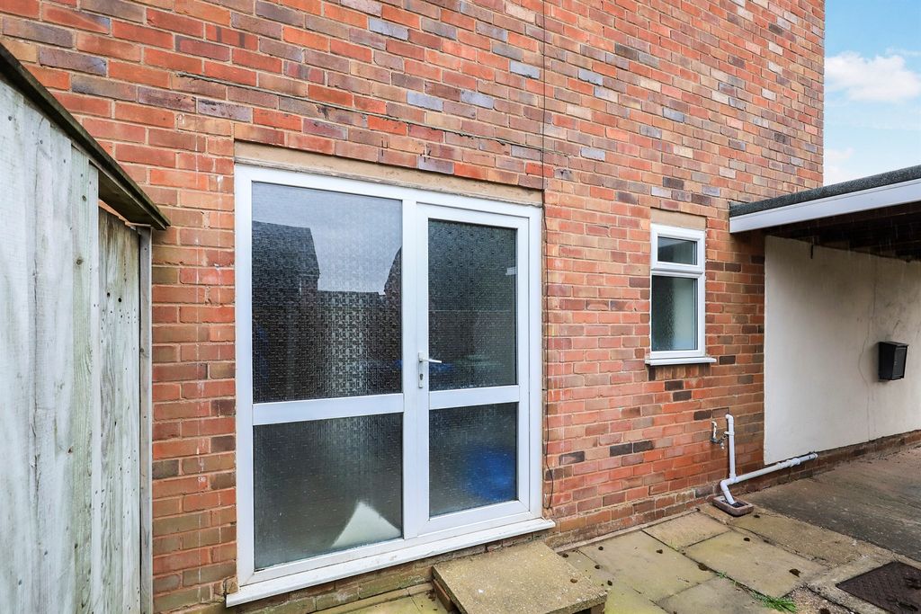 Additional image 11 of 3 bed semi-detached house for saleDeansfield Road, Brewood, Stafford ST19