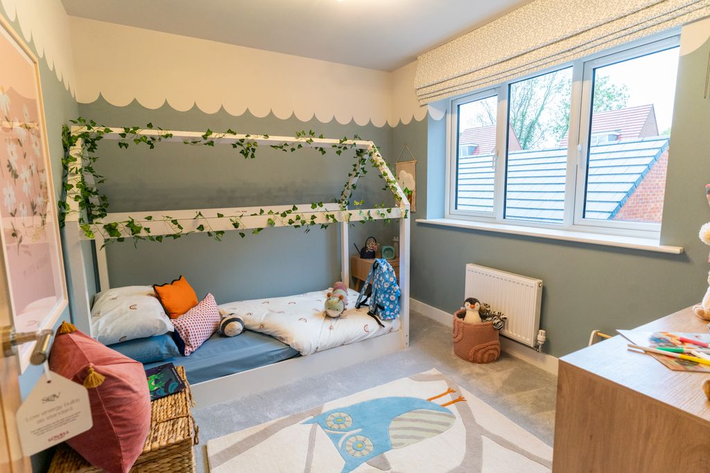 Additional image 5 of 4 bed terraced house for saleShobnall Road, Burton Upon Trent DE14