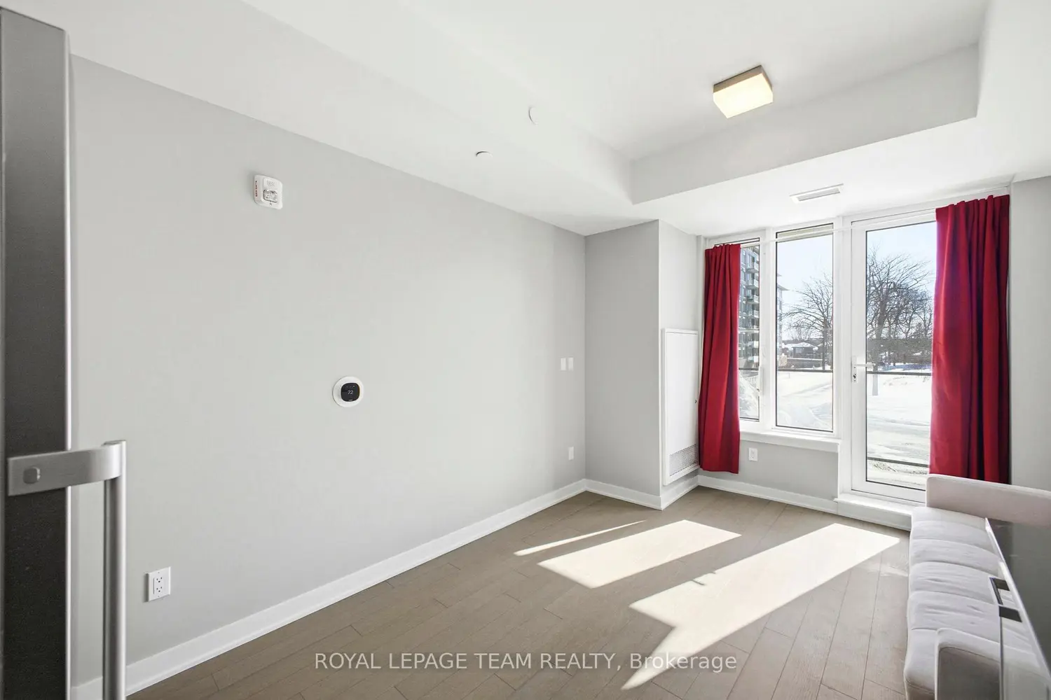 Additional image 10 of 360 Deschatelets Avenue 209