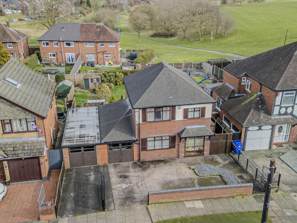 Additional image 2 of 4 bed detached house for saleChell Green Avenue, Stoke On Trent ST6