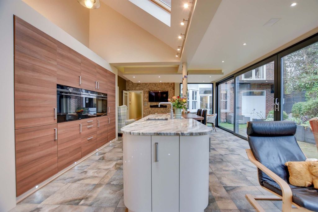 Additional image 11 of 6 bed semi-detached house for saleLetchworth Road, Western Park, Leicester LE3