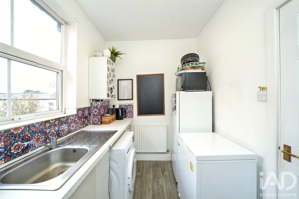 Additional image 17 of 1 bed flat for saleWestern Road, Stourbridge DY8