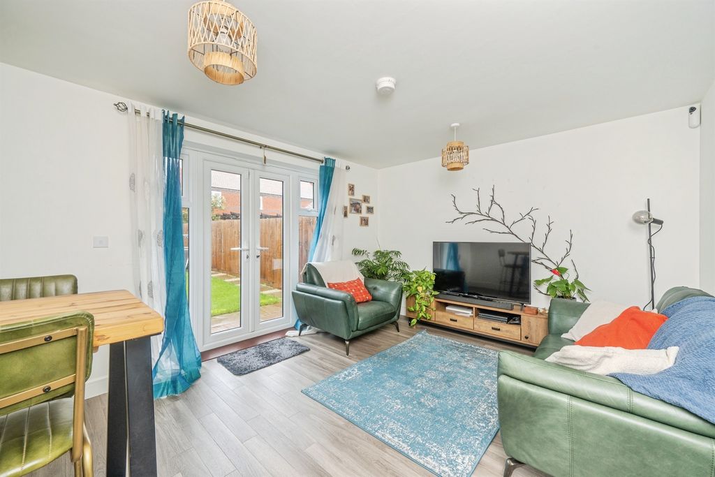 Additional image 4 of 3 bed semi-detached house for saleGallimore Drive, Lichfield WS14