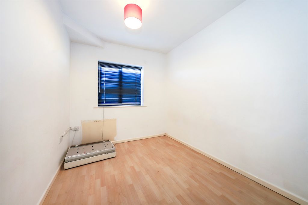 Additional image 7 of 2 bed flat for saleGrayling Walk, Wednesfield, Wolverhampton WV10