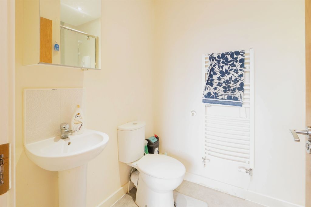 Additional image 15 of 5 bed terraced house for saleHarleston Close, Leicester LE5
