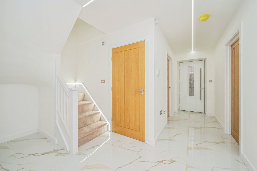 Additional image 6 of 5 bed detached house for saleHockley Road, Wilnecote, Tamworth, Staffordshire B77