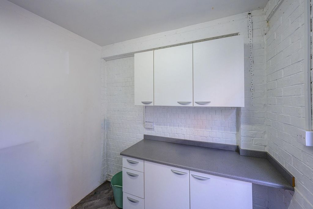 Additional image 20 of 4 bed town house for saleStanham Close, Wombourne WV5