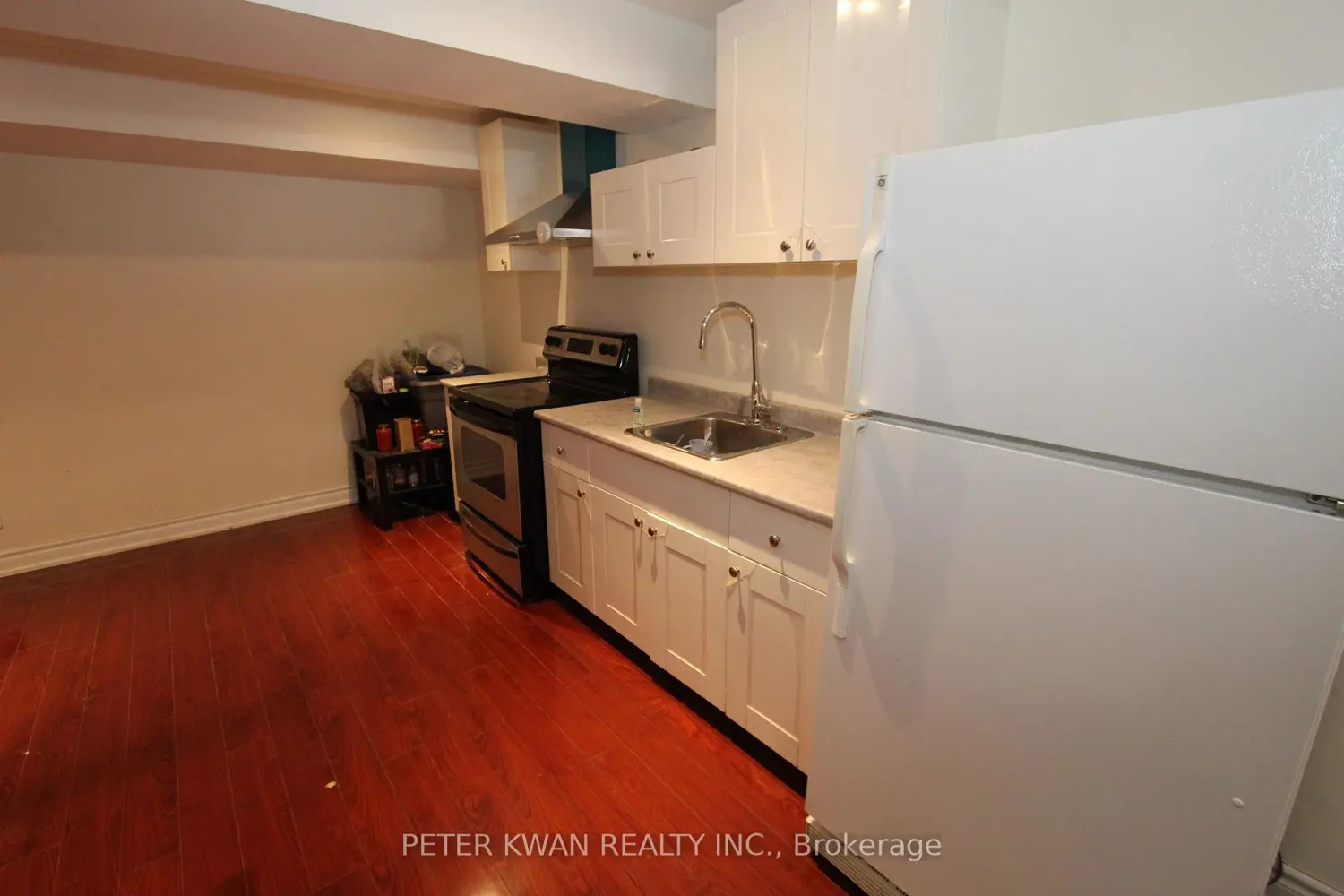Additional image 12 of 1543 Dundas Street