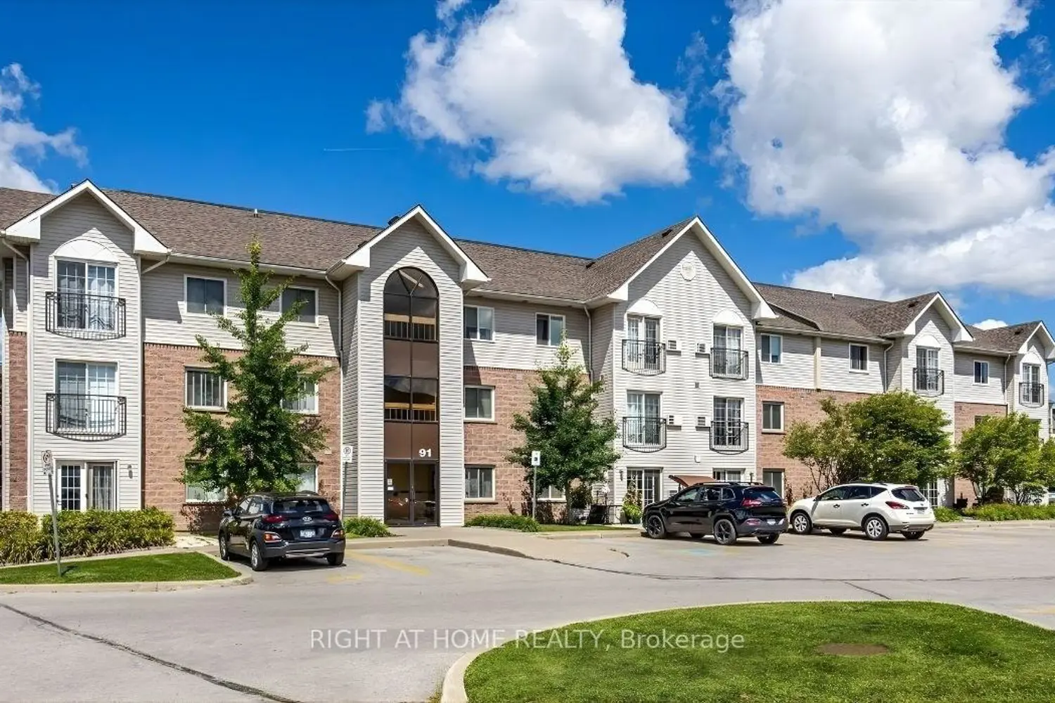 91 Aspen Springs Drive 305