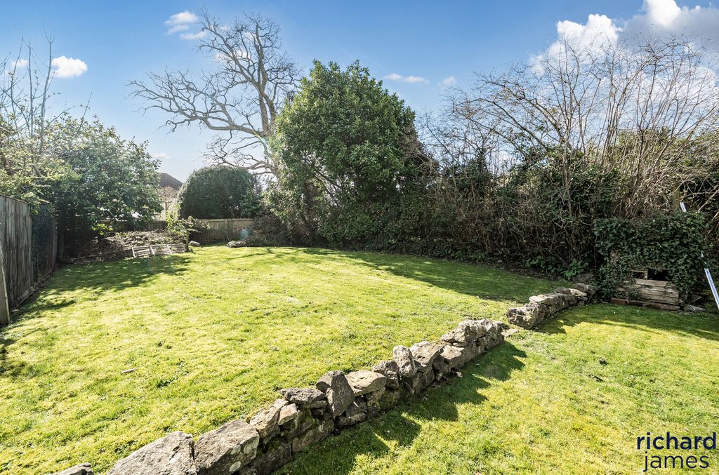 Additional image 11 of 2 bed flat for saleHigh Street, Wroughton, Swindon SN4