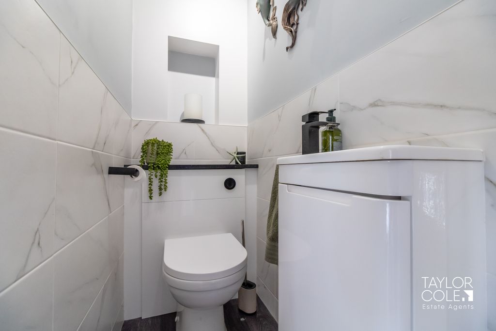 Additional image 14 of 3 bed semi-detached house for saleComberford Road, Tamworth B79