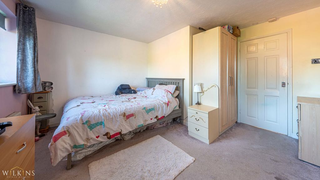 Additional image 11 of 3 bed semi-detached house for saleGlendale Court, Wilnecote, Tamworth, Staffordshire B77