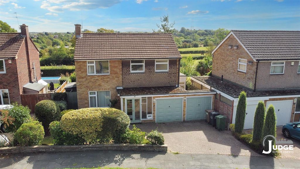 3 bed detached house for saleLatimer Road, Cropston, Leicester LE7