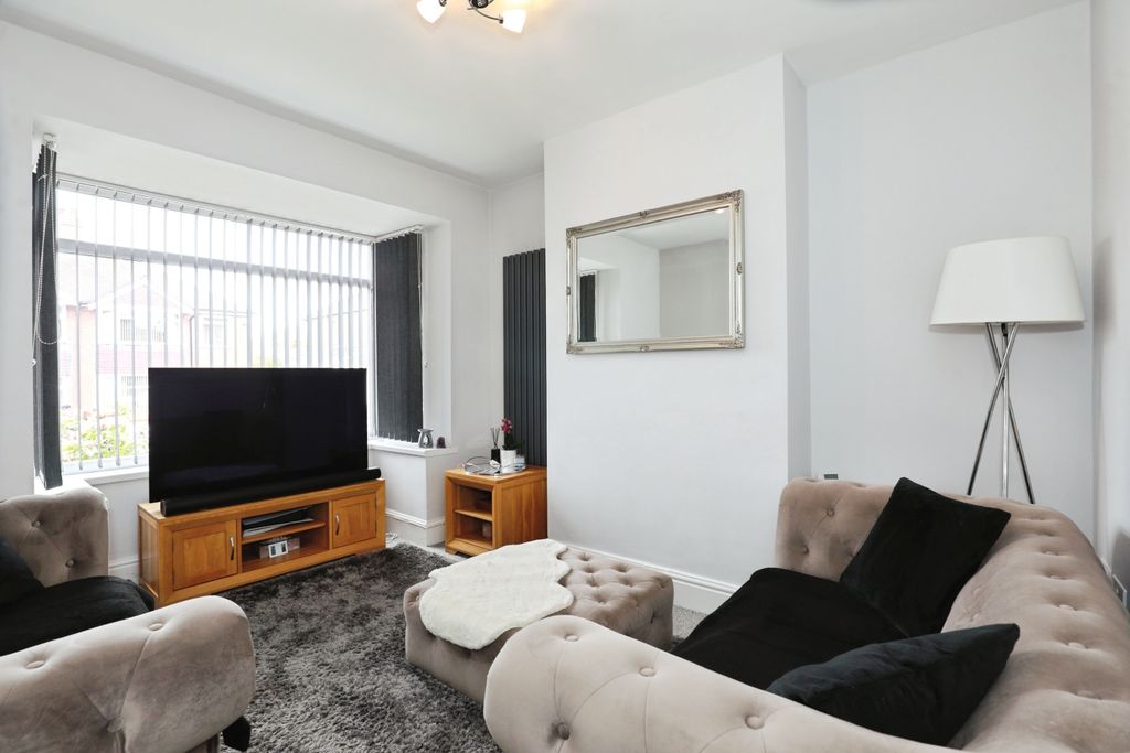 Additional image 2 of 3 bed semi-detached house for saleThomas Avenue, Newcastle ST5