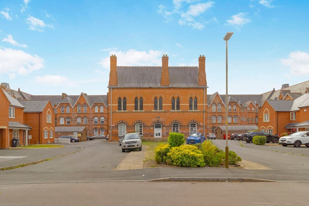 1 bed flat for saleGrosvenor Gate, Leicester LE5