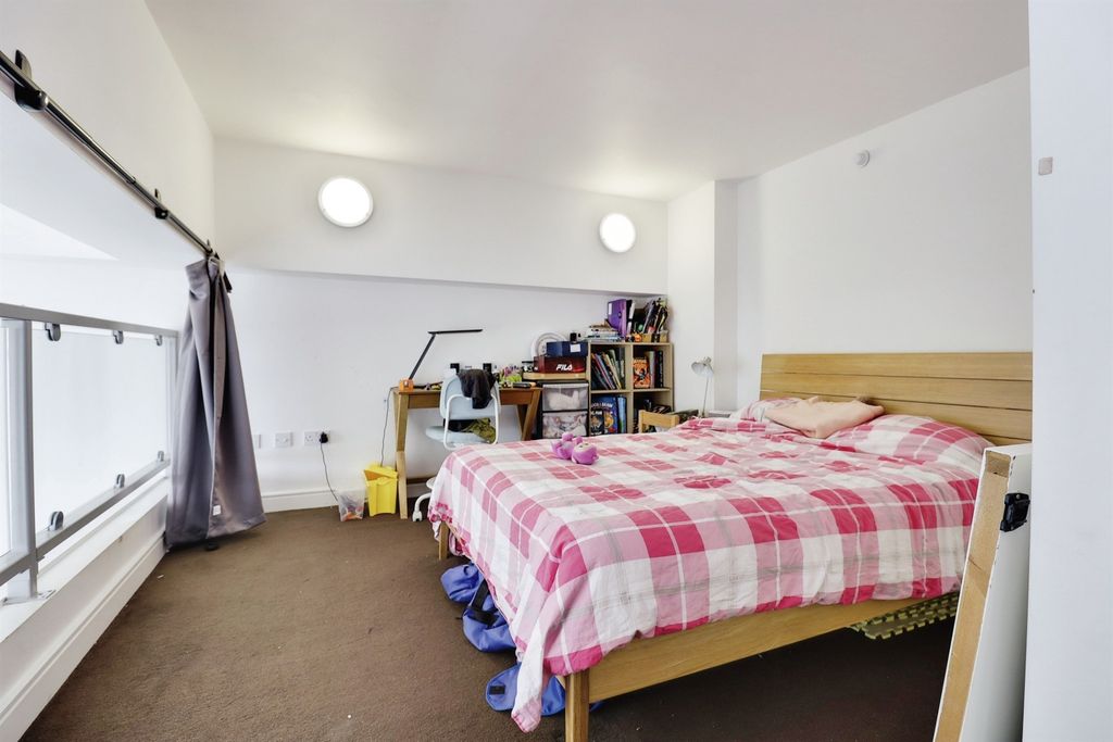 Additional image 15 of 2 bed flat for saleLee Street, Leicester LE1