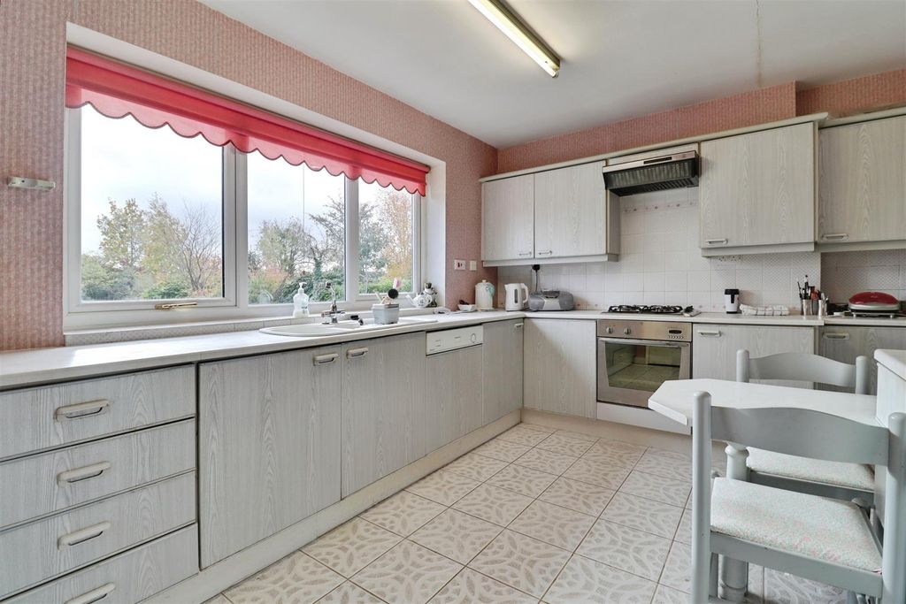 Additional image 6 of 3 bed detached house for saleSherborne Drive, Newcastle ST5