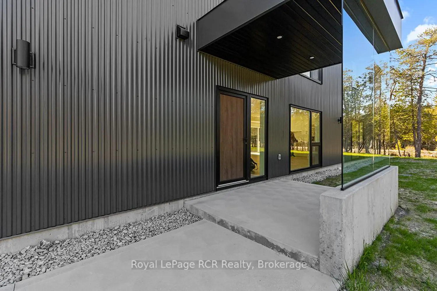 67 Pedwell Drive photo 4