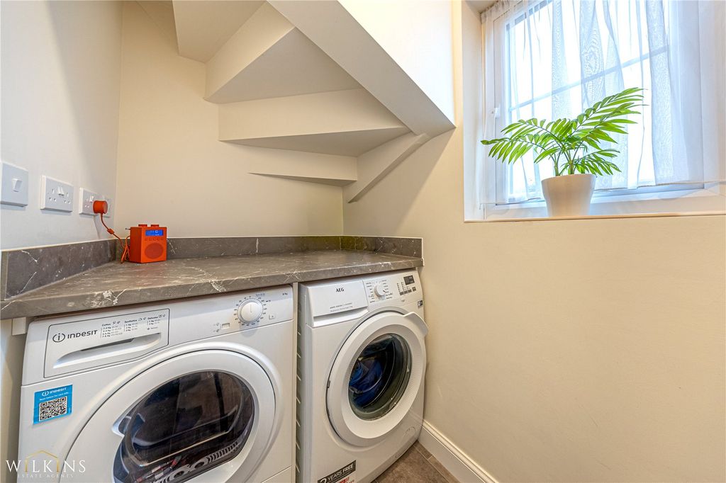 Additional image 9 of 4 bed detached house for saleDashwood Close, Tamworth, Staffordshire B78