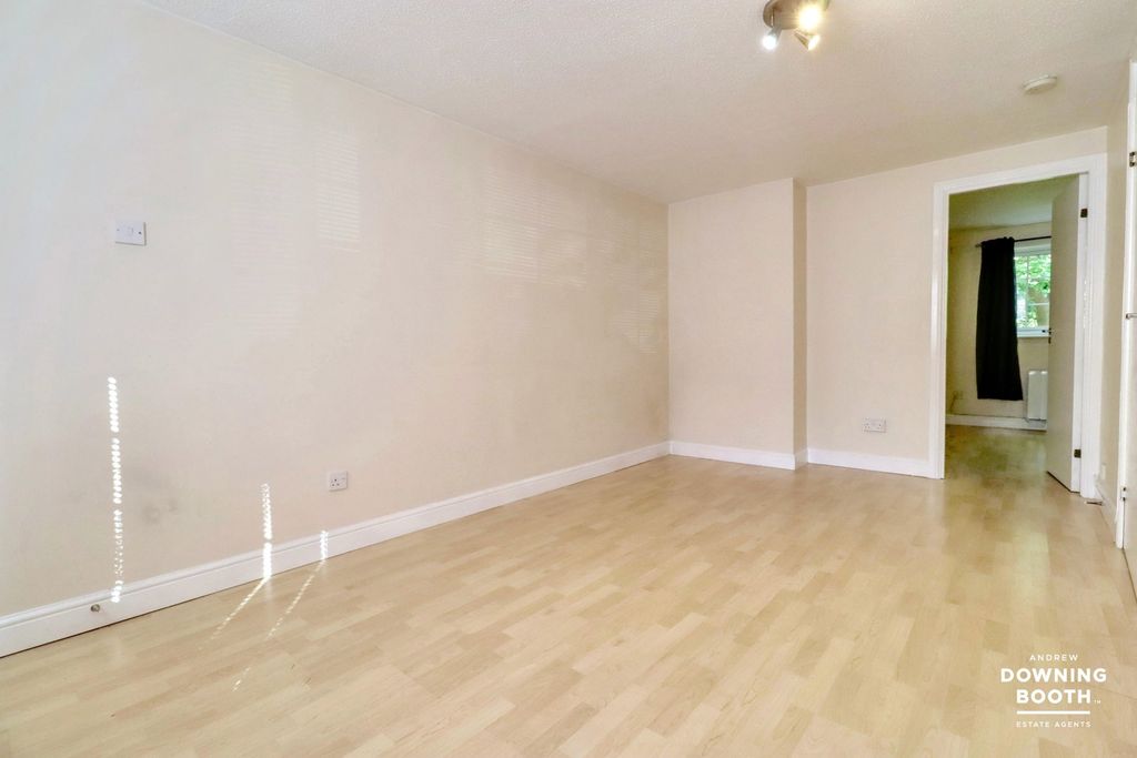 Additional image 2 of 1 bed maisonette for saleLambourne Close, Lichfield WS14