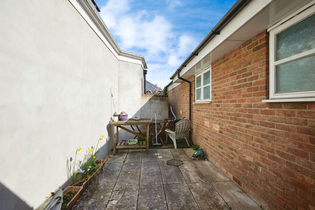 Additional image 12 of 1 bed flat for saleEndless Street, Salisbury SP1