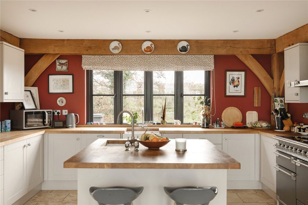 Additional image 3 of 3 bed country house for saleWinterbourne Bassett, Swindon, Wiltshire SN4