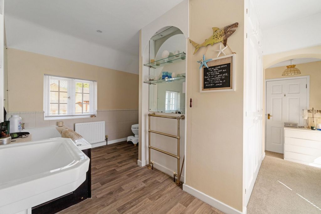 Additional image 19 of 7 bed country house for saleClifton Upon Dunsmore, Rugby, Warwickshire CV23