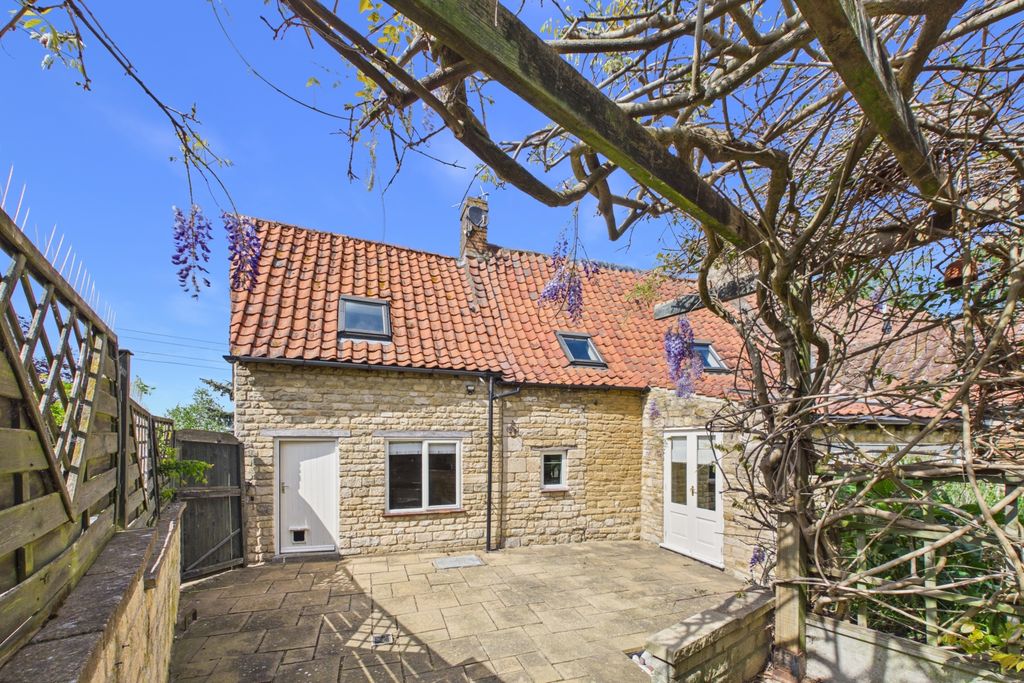 Additional image 33 of 3 bed cottage for saleShepherds Walk, Belmesthorpe, Stamford, Lincolnshire PE9