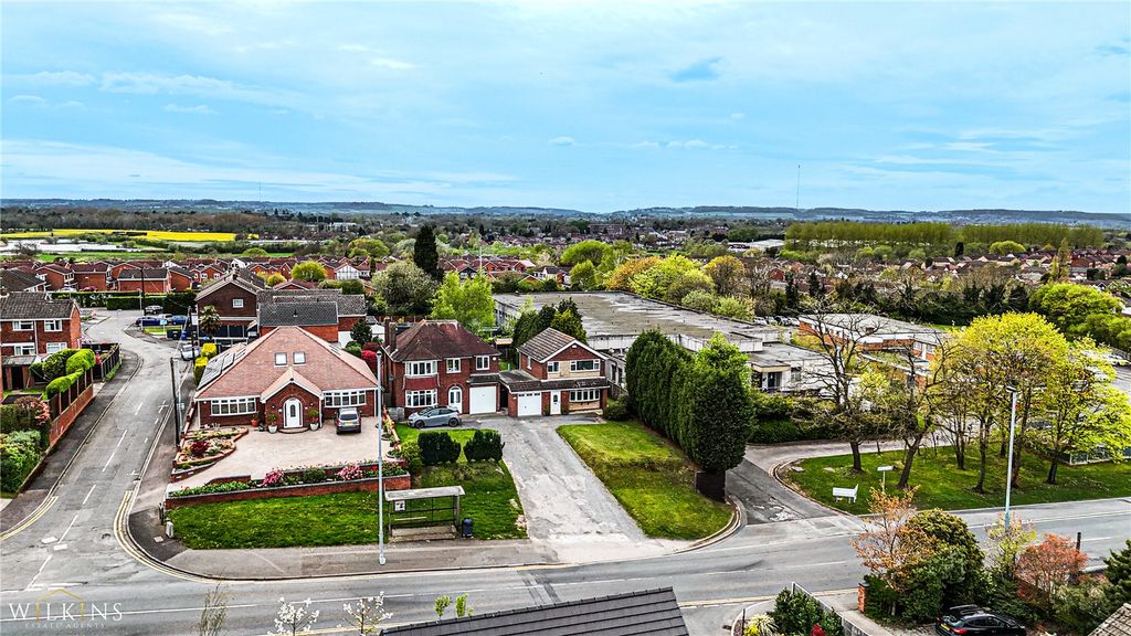 Additional image 32 of 3 bed detached house for saleDosthill Road, Two Gates, Tamworth, Staffordshire B77