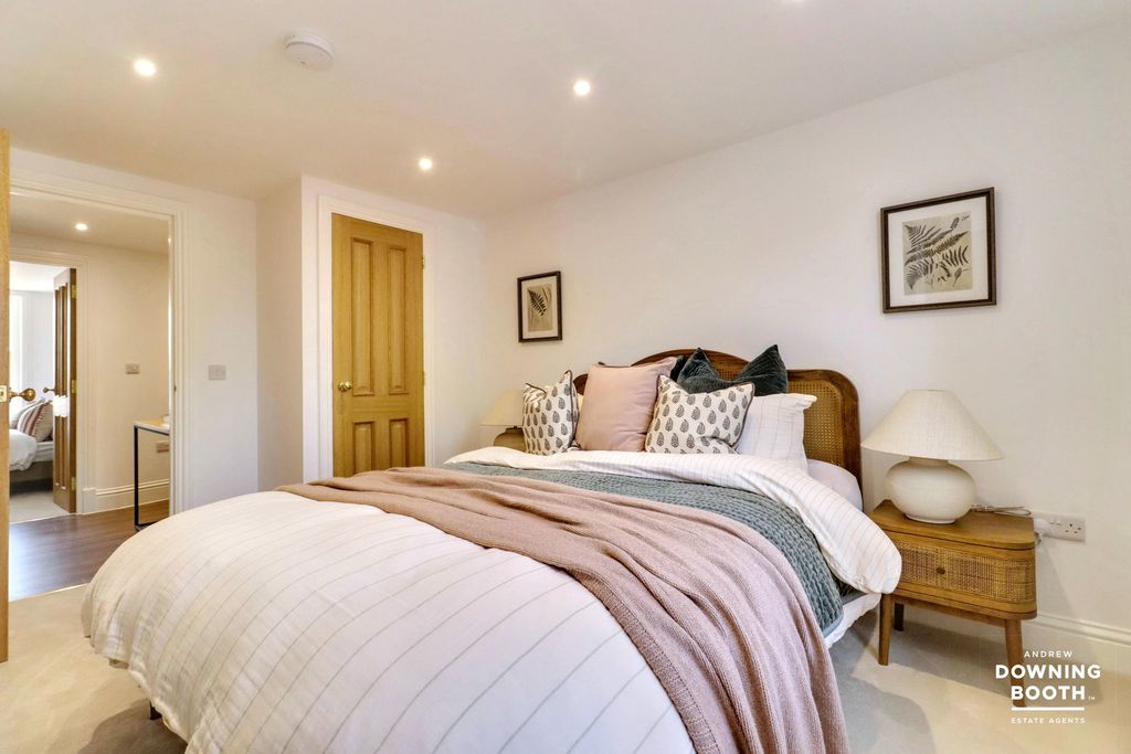 Additional image 11 of 2 bed flat for sale71-73 Upper St. John Street, Lichfield WS14