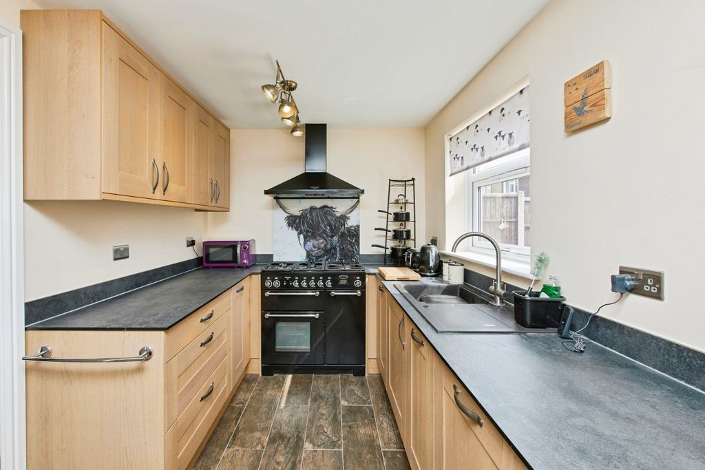 Additional image 2 of 3 bed semi-detached house for saleHolme Close, Hatton DE65