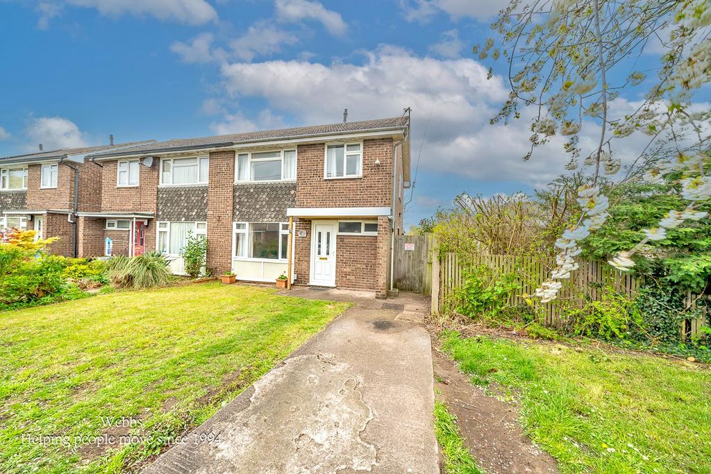 3 bed semi-detached house for saleJohn Till Close, Rugeley WS15