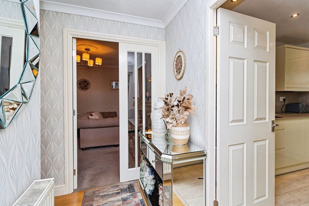 Additional image 4 of 2 bed detached bungalow for saleLower Penkridge Road, Acton Trussell, Stafford ST17