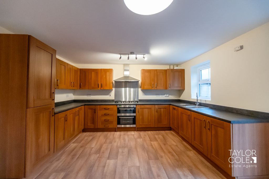 Additional image 7 of 4 bed town house for saleThe Laurels, Fazeley, Tamworth B78