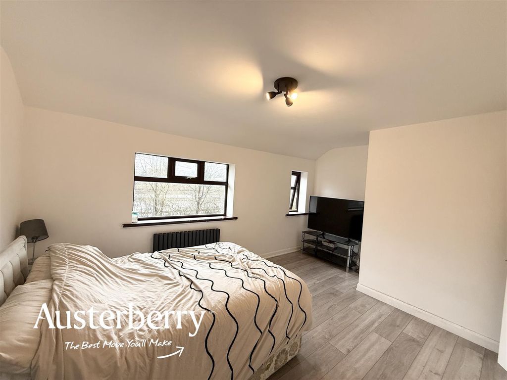 Additional image 17 of 2 bed town house for saleOrford Street, Newcastle ST5
