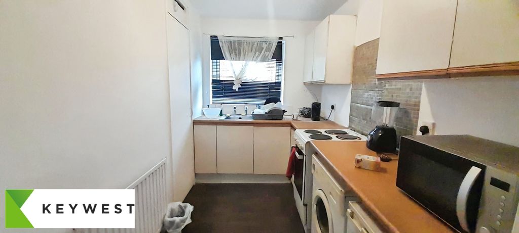 Additional image 7 of 1 bed flat for saleAndrewes Close, Leicester LE3
